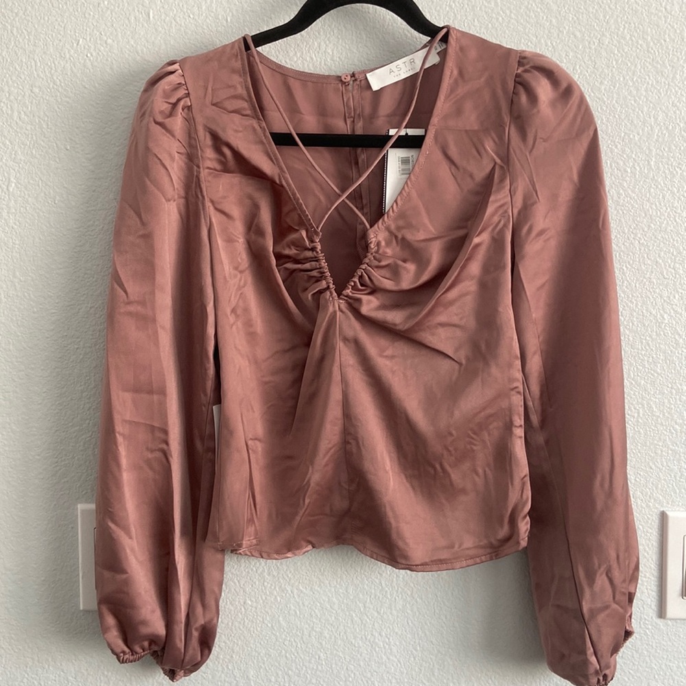 NWT ASTR the label women’s shirt